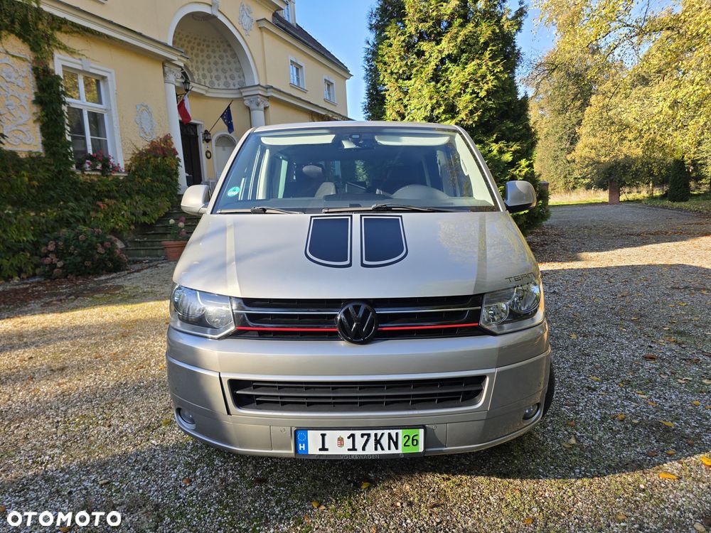 Volkswagen Multivan - 2