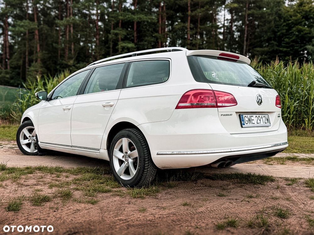 Volkswagen Passat 2.0 TDI BlueMotion Technology Comfortline - 3