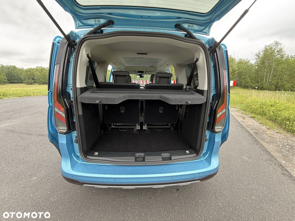 Ford Tourneo Connect Grand - 8