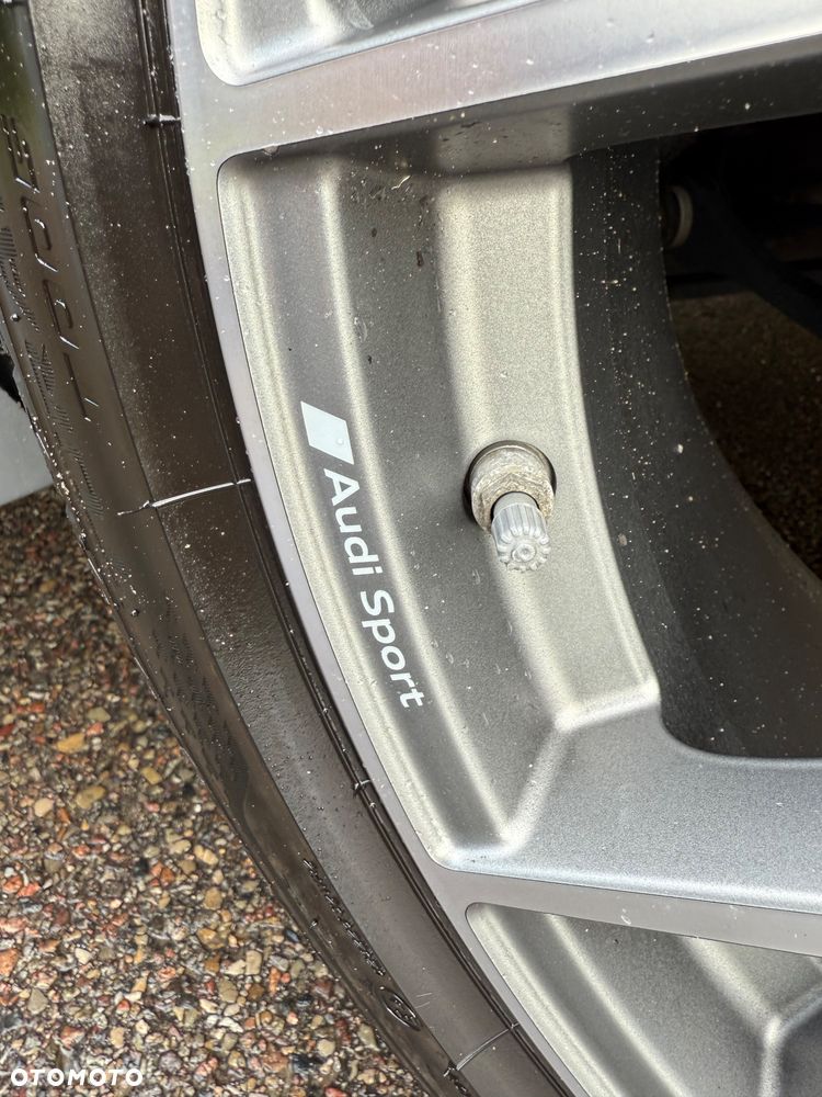 Audi Q7 - 12