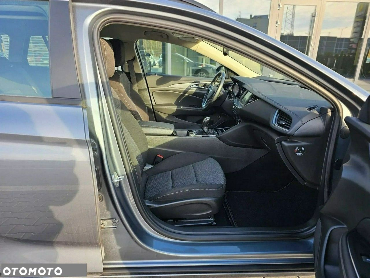 Opel Insignia - 28