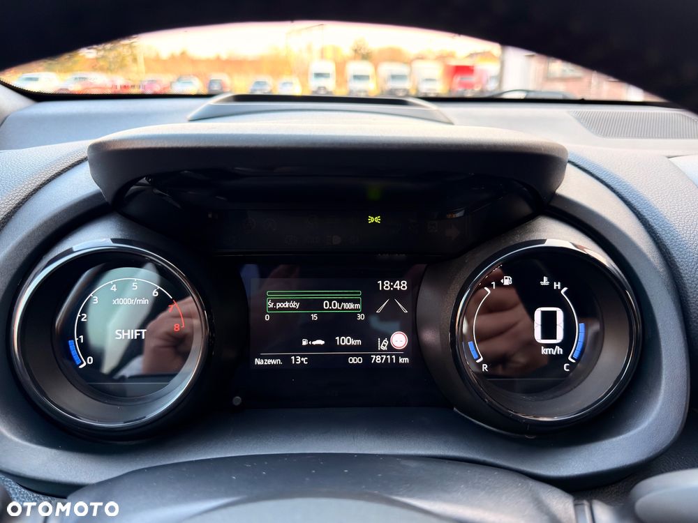 Toyota Yaris 1.5 Executive - 21