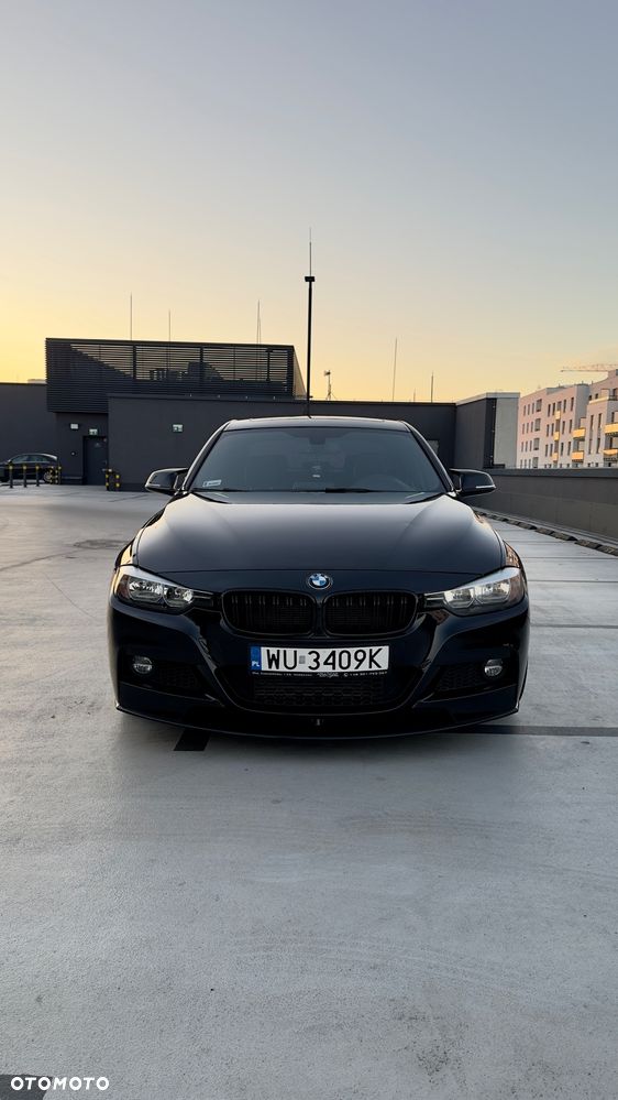 BMW Seria 3 328i - 3