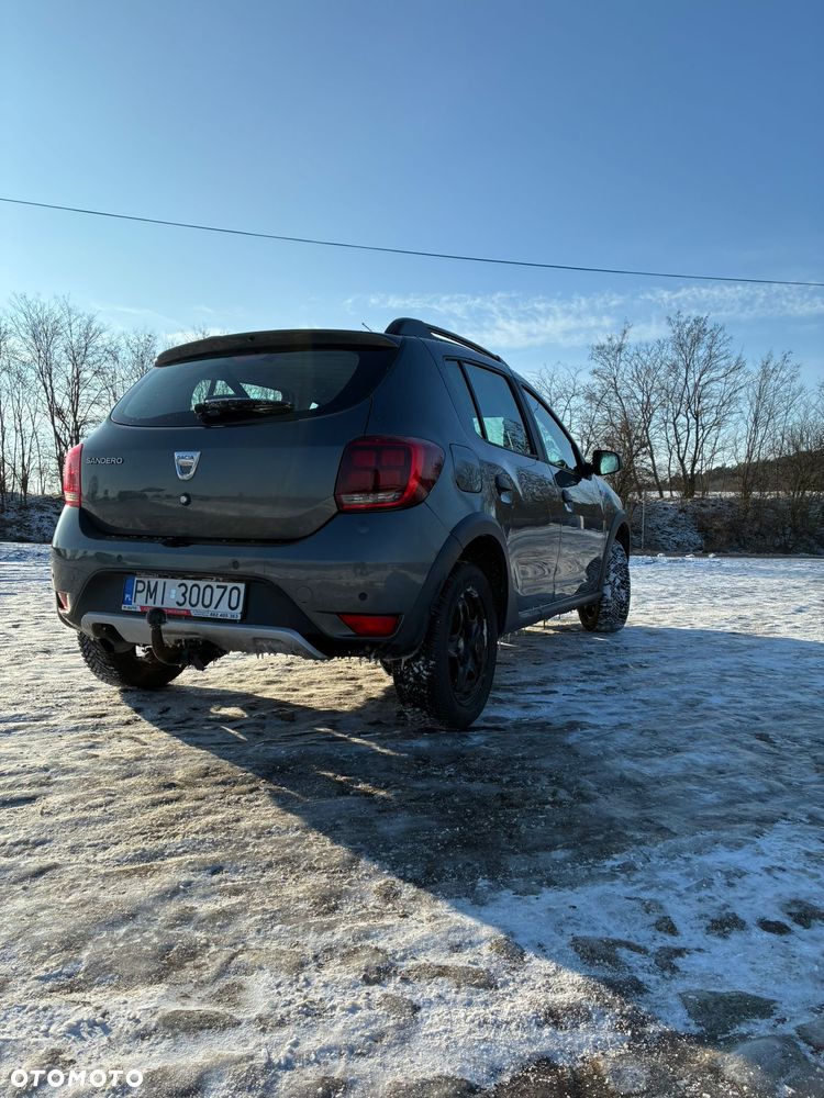 Dacia Sandero TCe 90 Celebration - 2