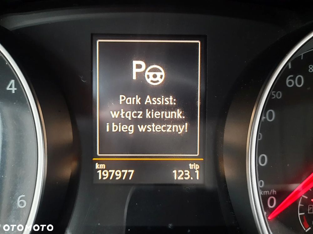 Volkswagen Golf 1.6 BlueTDI Cup - 16