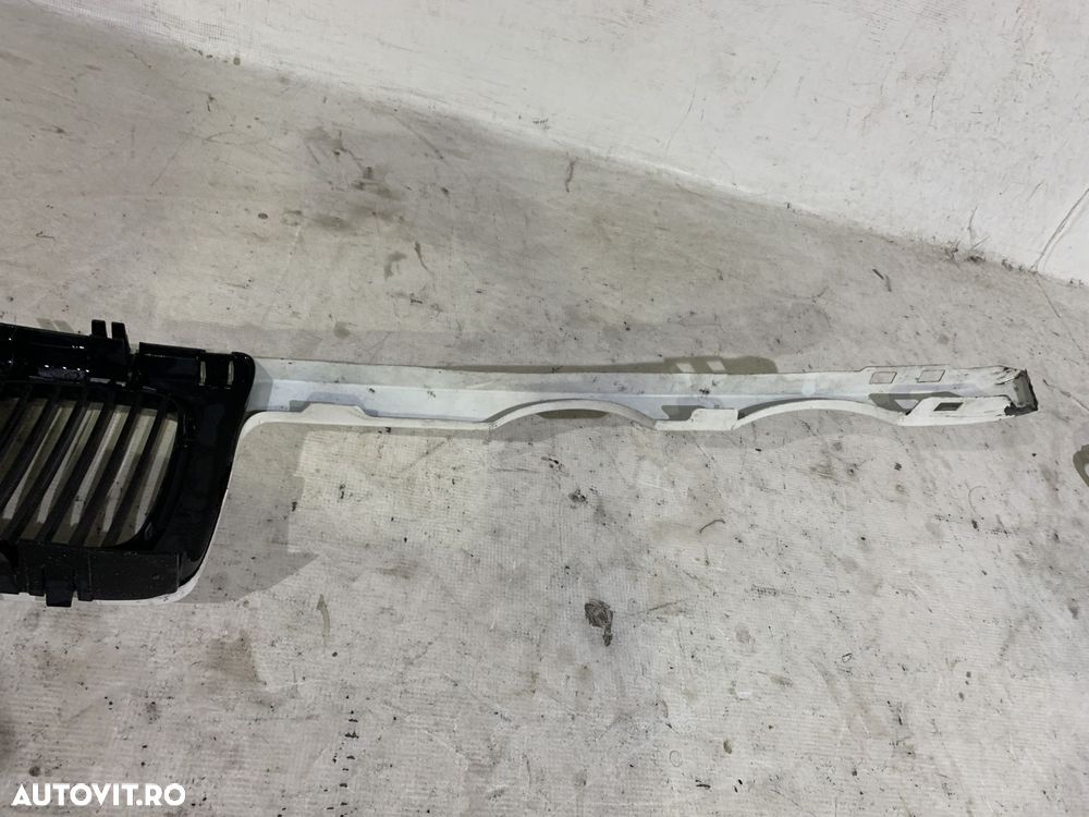 Grila BMW Seria 5 E34, 1988, 1989, 1990, 1991, 1992, 1993, 1994, 1995, cod origine OE 51131973825. - 3