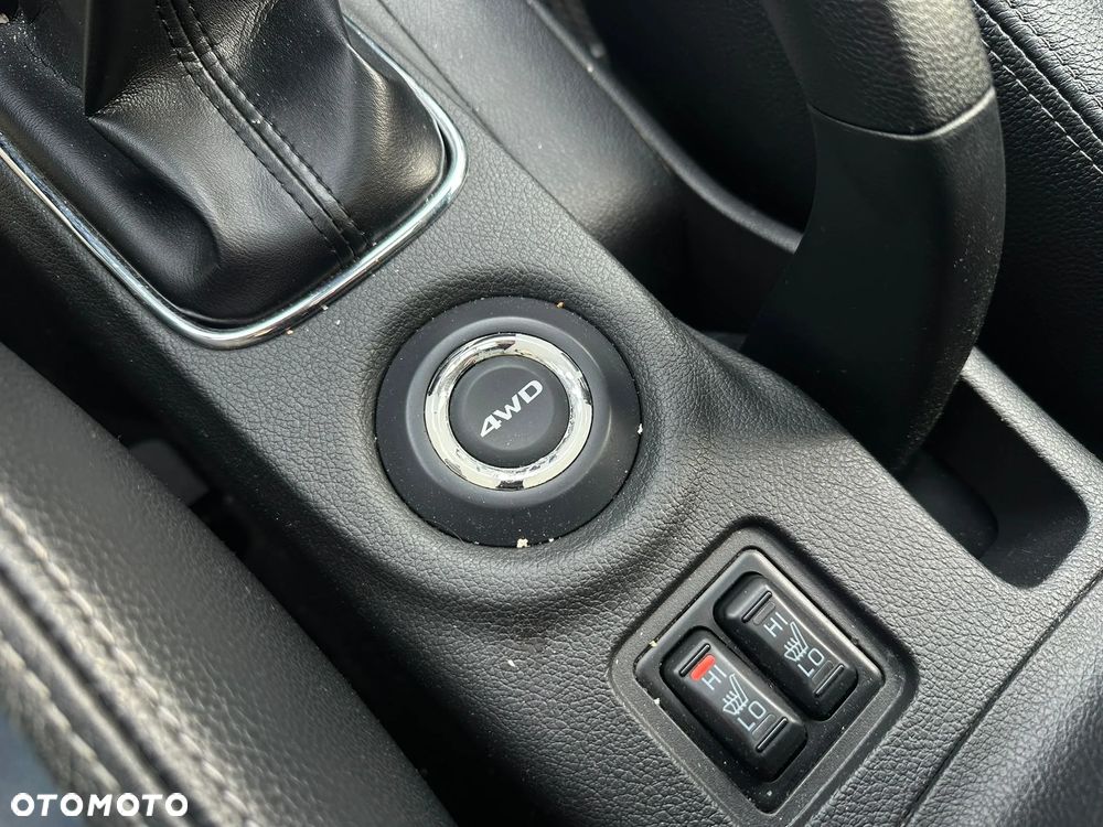 Mitsubishi Outlander - 18