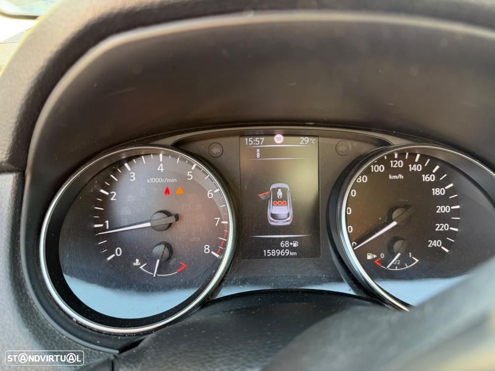 Nissan Qashqai 1.2 DIG-T N-Connecta 18 - 11
