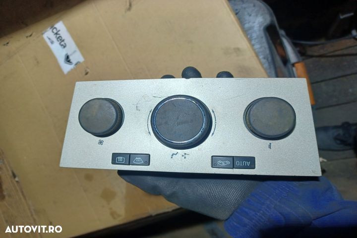 Comanda AC 901513820004 Opel Astra H [facelift] [2005 - 2015] wagon 1 - 2