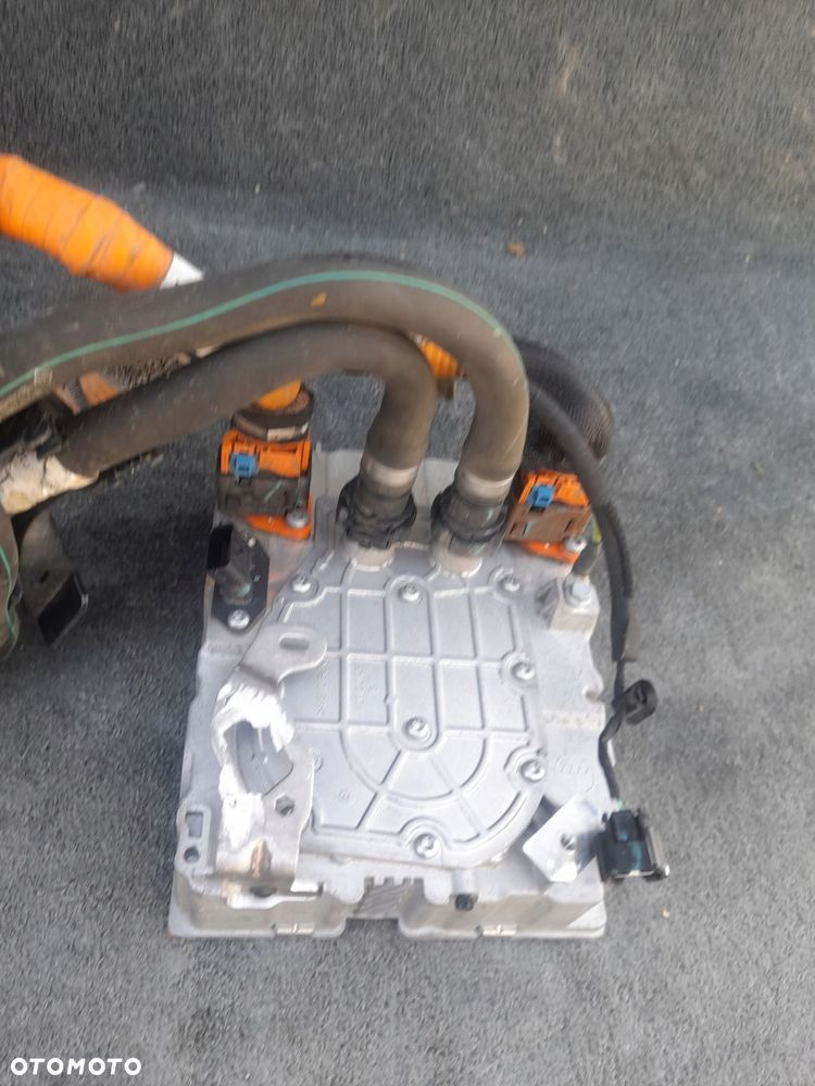 gniazdo ładowania moduł baterii renault megane iv 296a10013r - 3