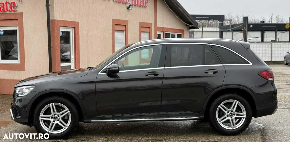 Mercedes-Benz GLC - 4