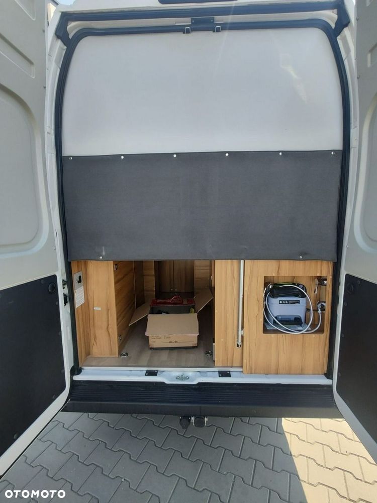 Affinity ONE całoroczny campervan dla czwórki - 10