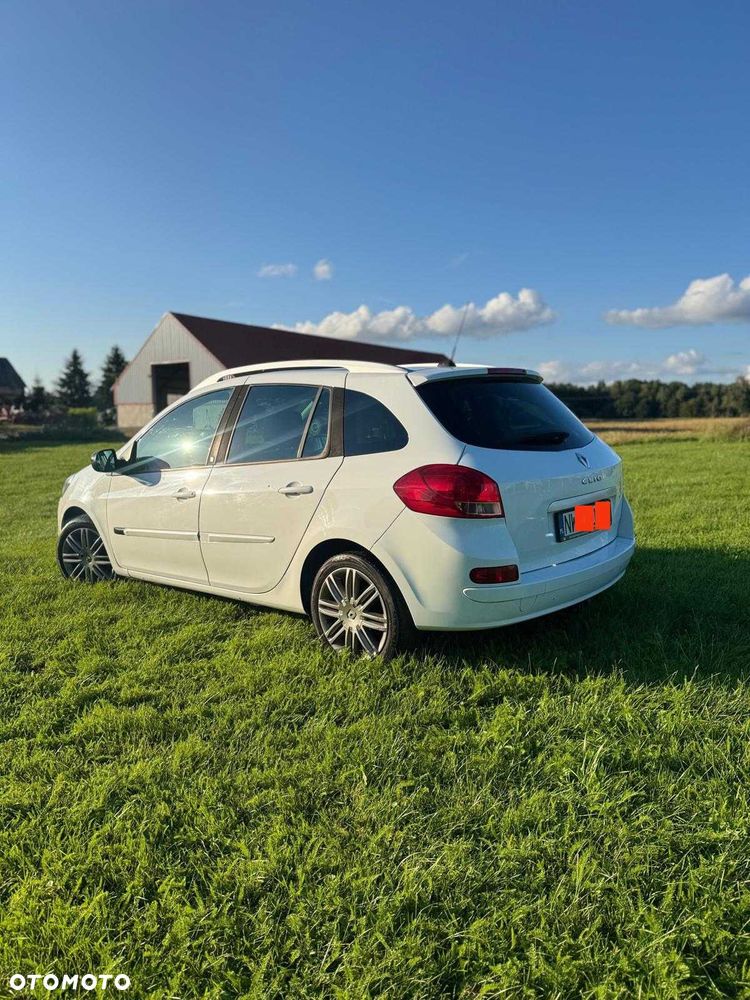 Renault Clio - 2