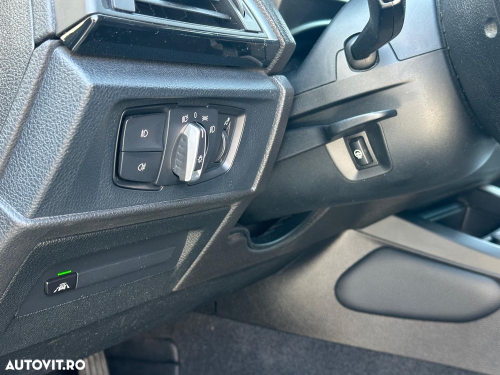 BMW Seria 1 118d Aut. Sport Line - 11