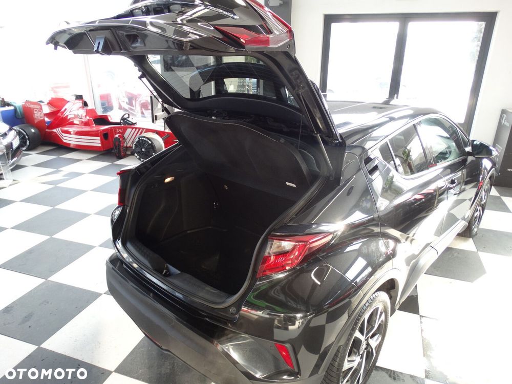 Toyota C-HR - 27