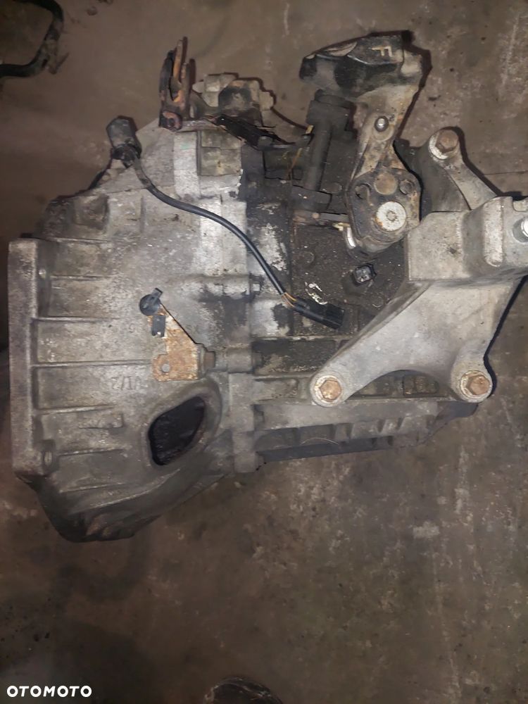 Skrzynia biegów Ford Connect 1.8 TDCI - 1