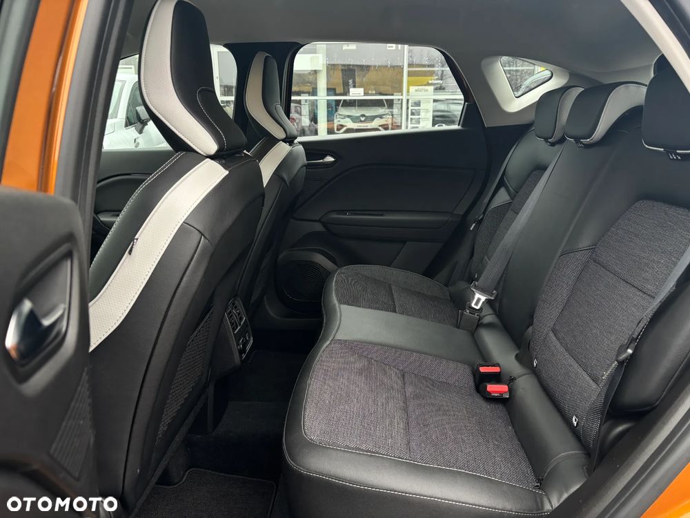 Renault Captur - 23
