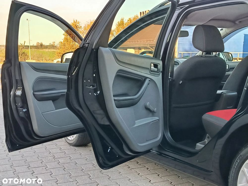 Ford Focus - 9