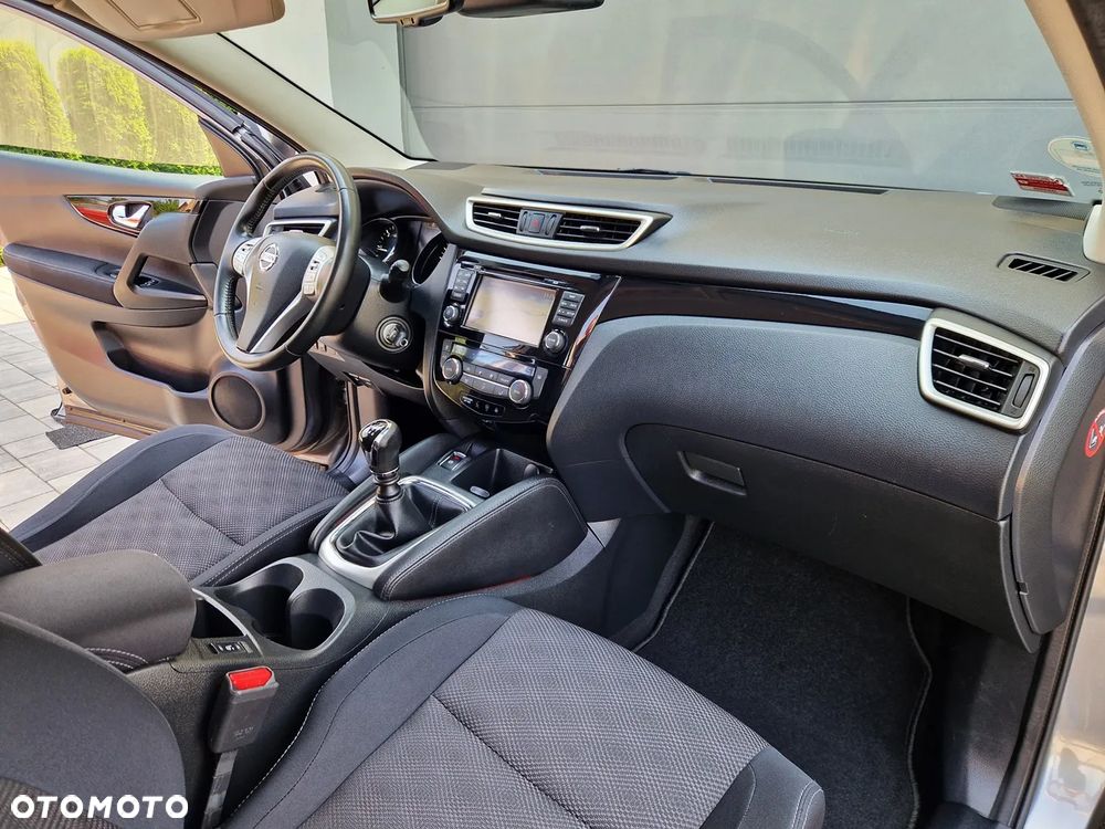 Nissan Qashqai 1.6 DCi Tekna EU6 - 19