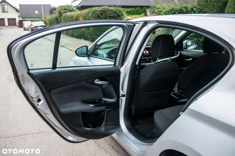Fiat Tipo 1.4 T-Jet 16v Easy - 29