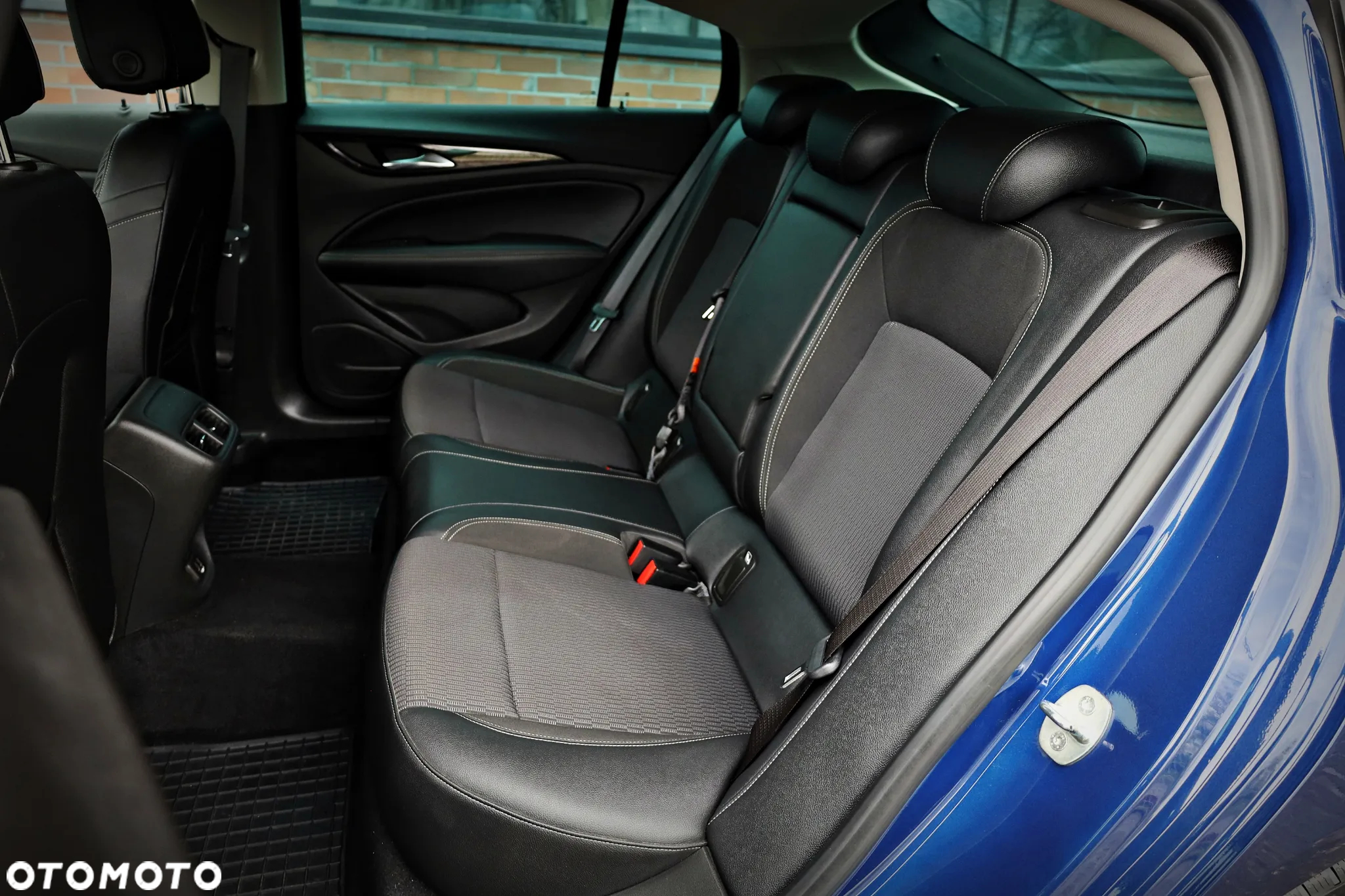 Opel Insignia 2.0 T Business Elegance S&S - 22