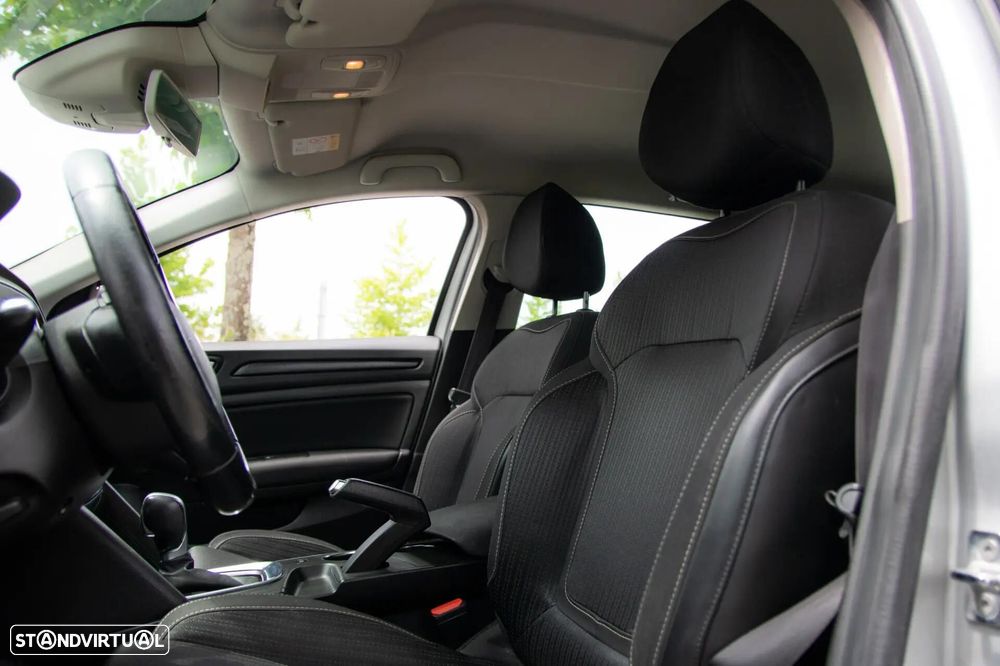Renault Mégane Sport Tourer BLUE dCi 115 EDC BUSINESS EDITION - 31