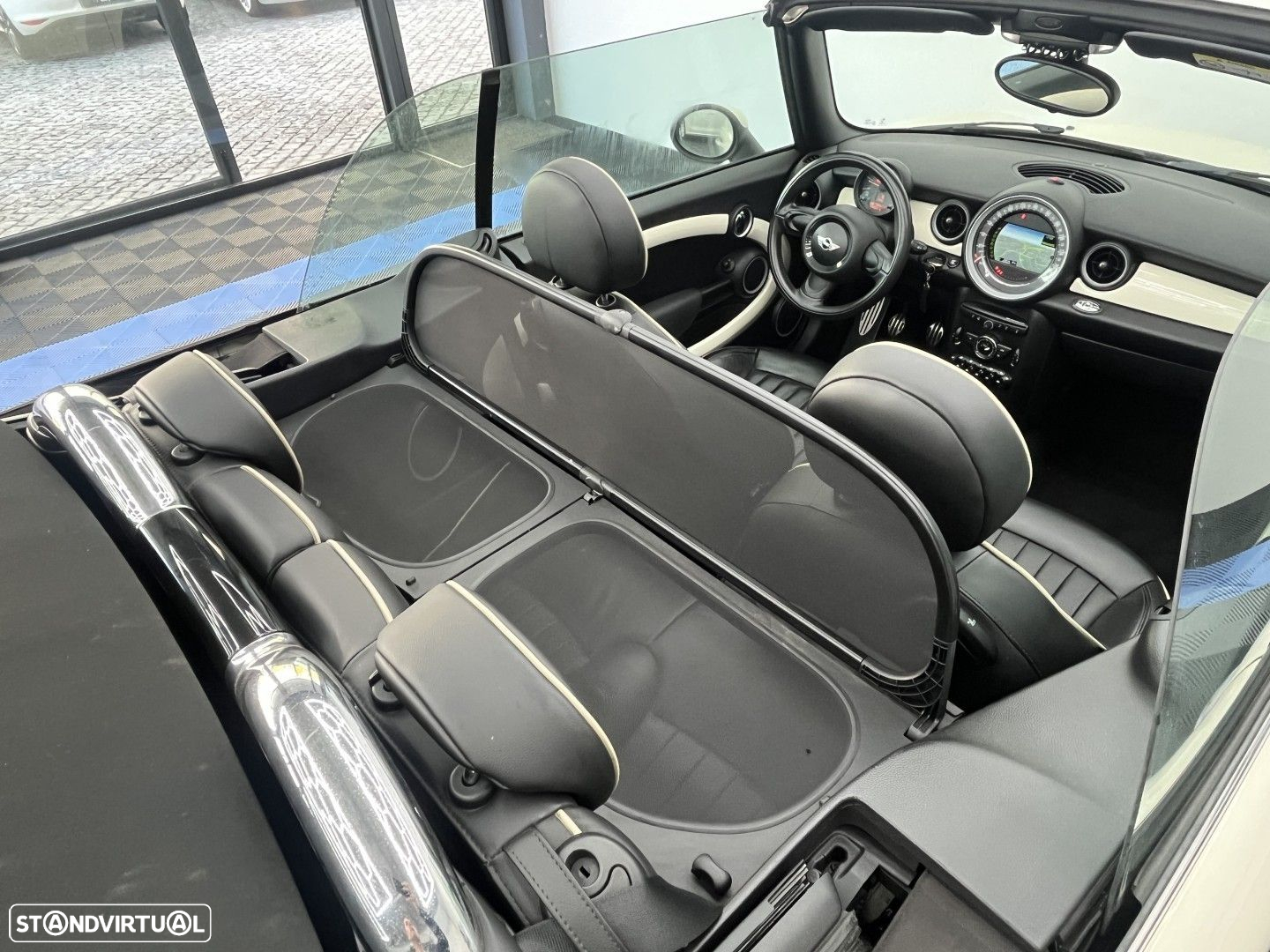 MINI Cabrio Cooper SD - 19