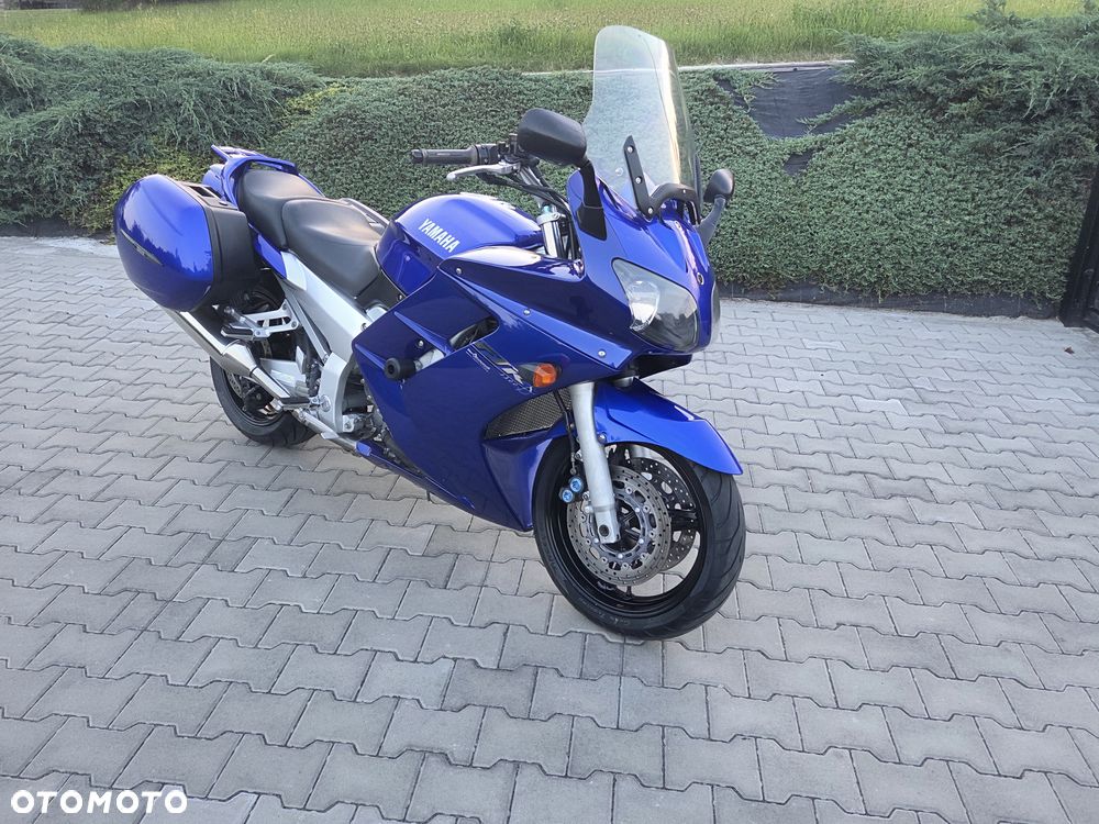 Yamaha FJR - 10