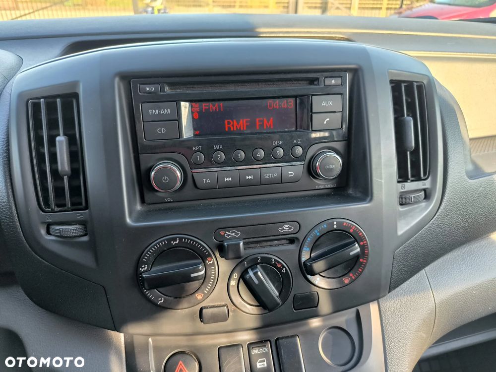 Nissan NV200 - 20
