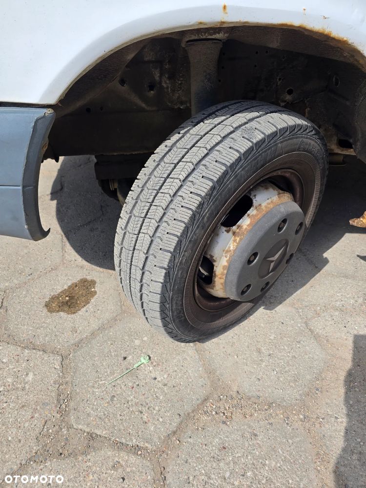 Mercedes-Benz Sprinter - 7