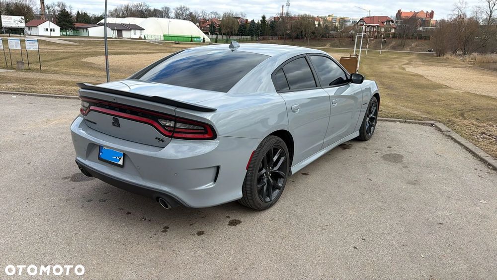 Dodge Charger 5.7 R/T - 12