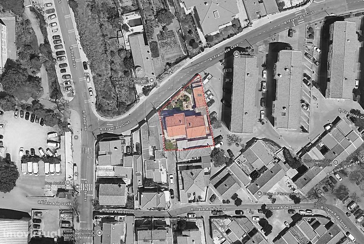 Moradia T8 para venda - Grande imagem: 2/50