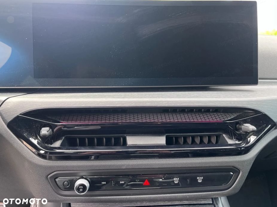 BMW Seria 3 320i xDrive M Sport - 15