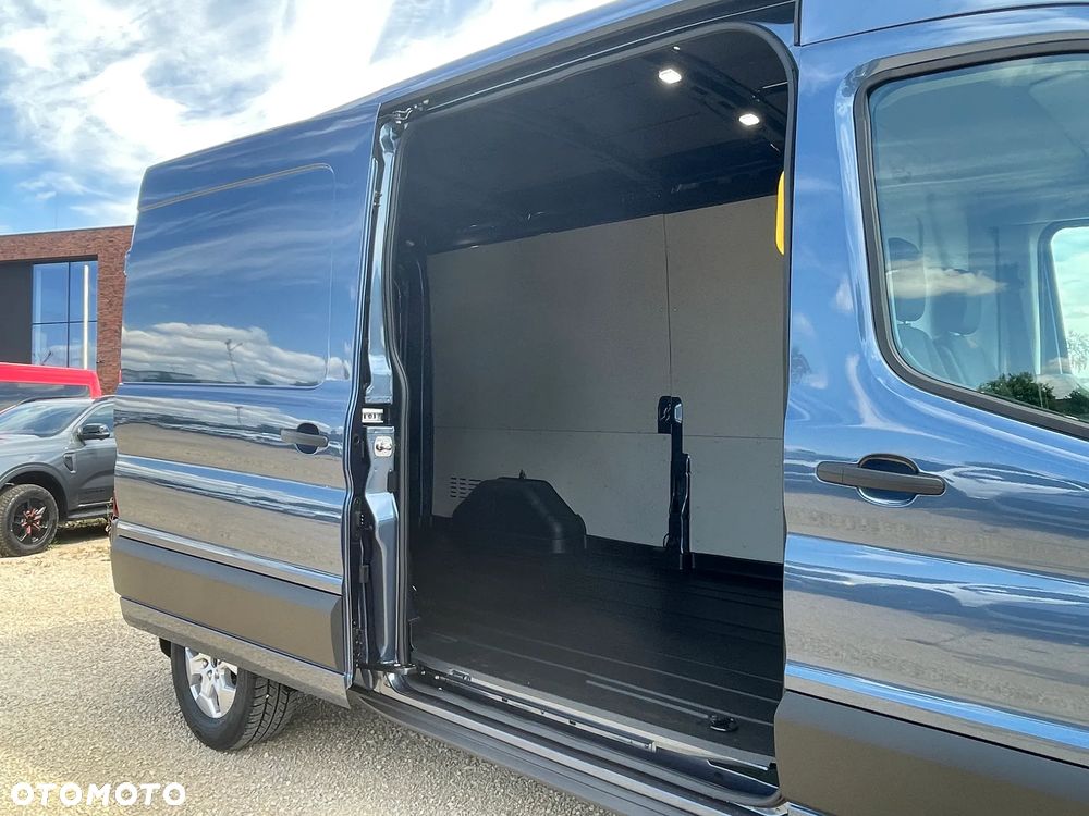 Ford Transit - 15