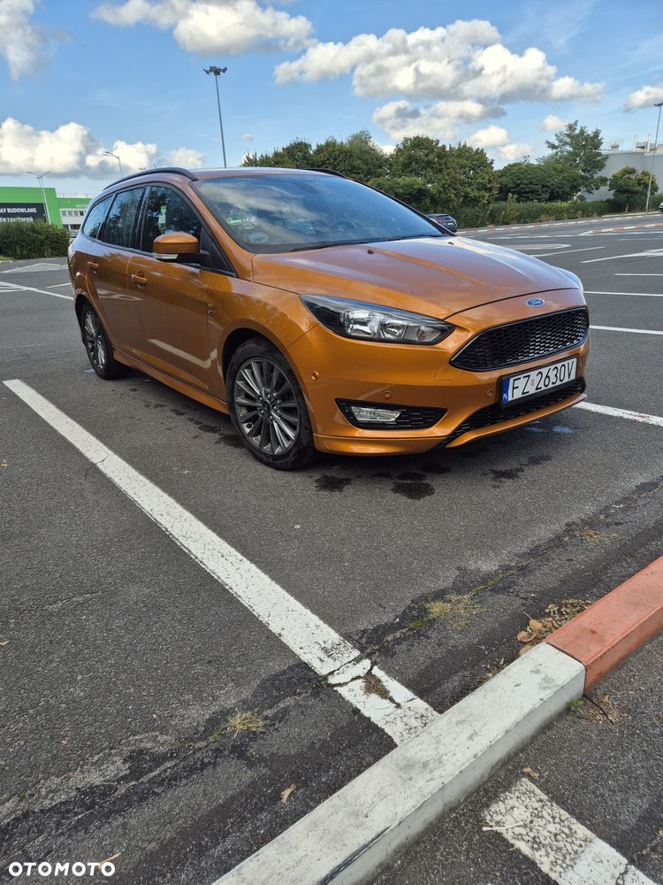 Ford Focus - 8