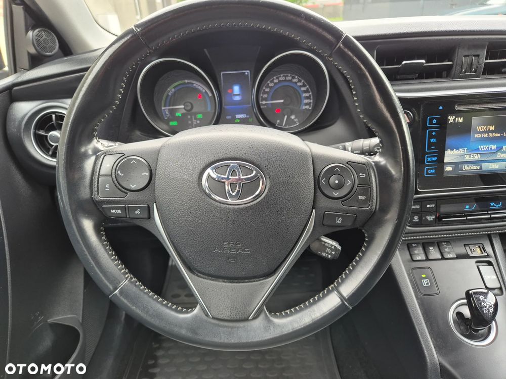 Toyota Auris - 25
