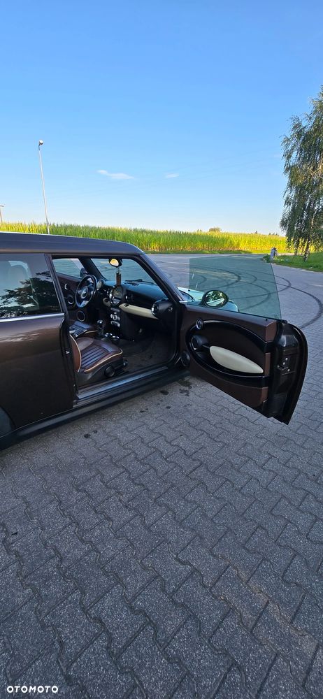 MINI Clubman Cooper D - 10