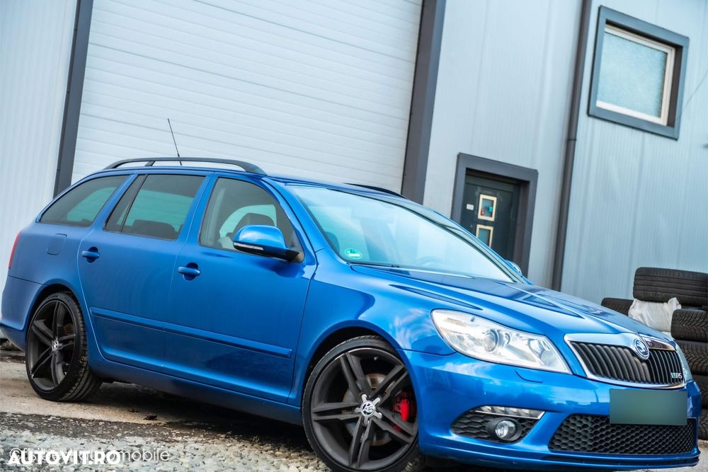 Skoda Octavia 2.0 TSI DSG RS - 6