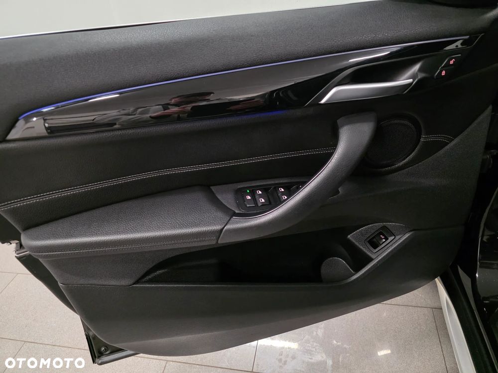 BMW X1 sDrive18d M Sport sport - 24