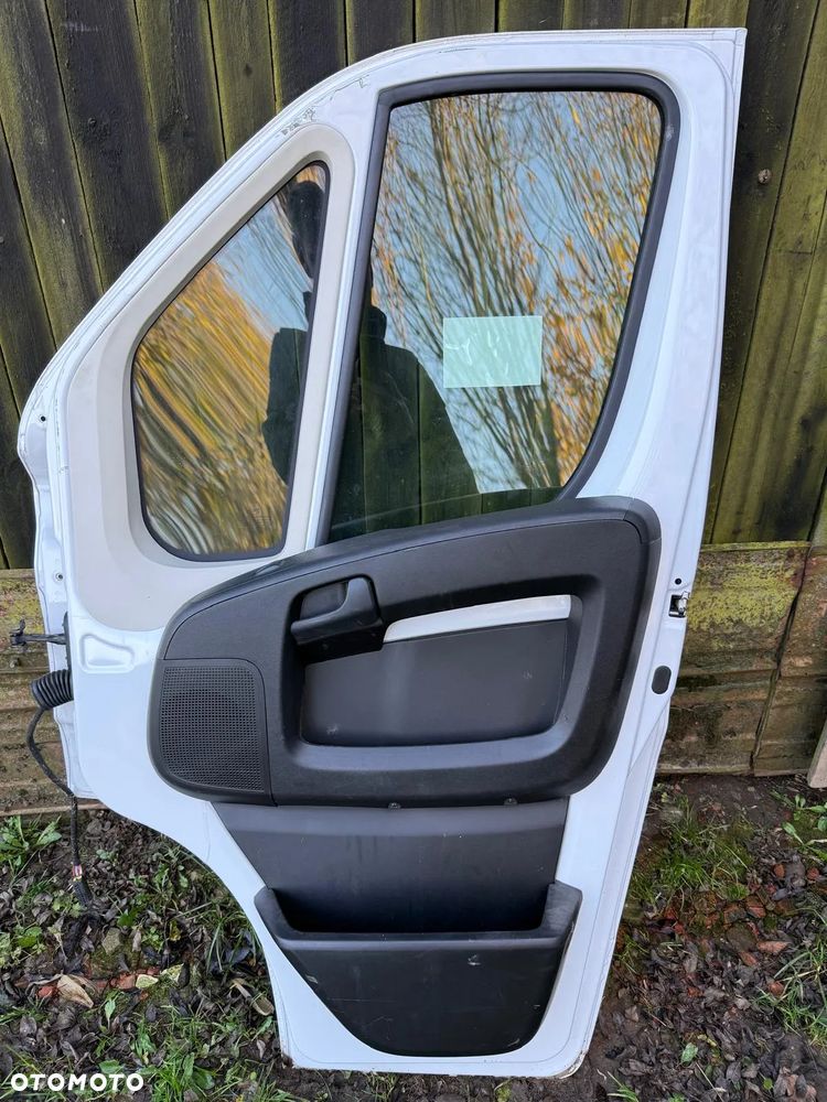 Drzwi prawe przednie Citroen Jumper Peugeot Boxer Fiat Ducato białe 2024 - 2