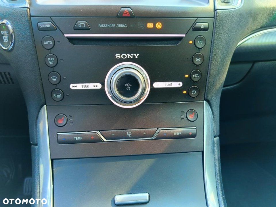 Ford S-Max - 17