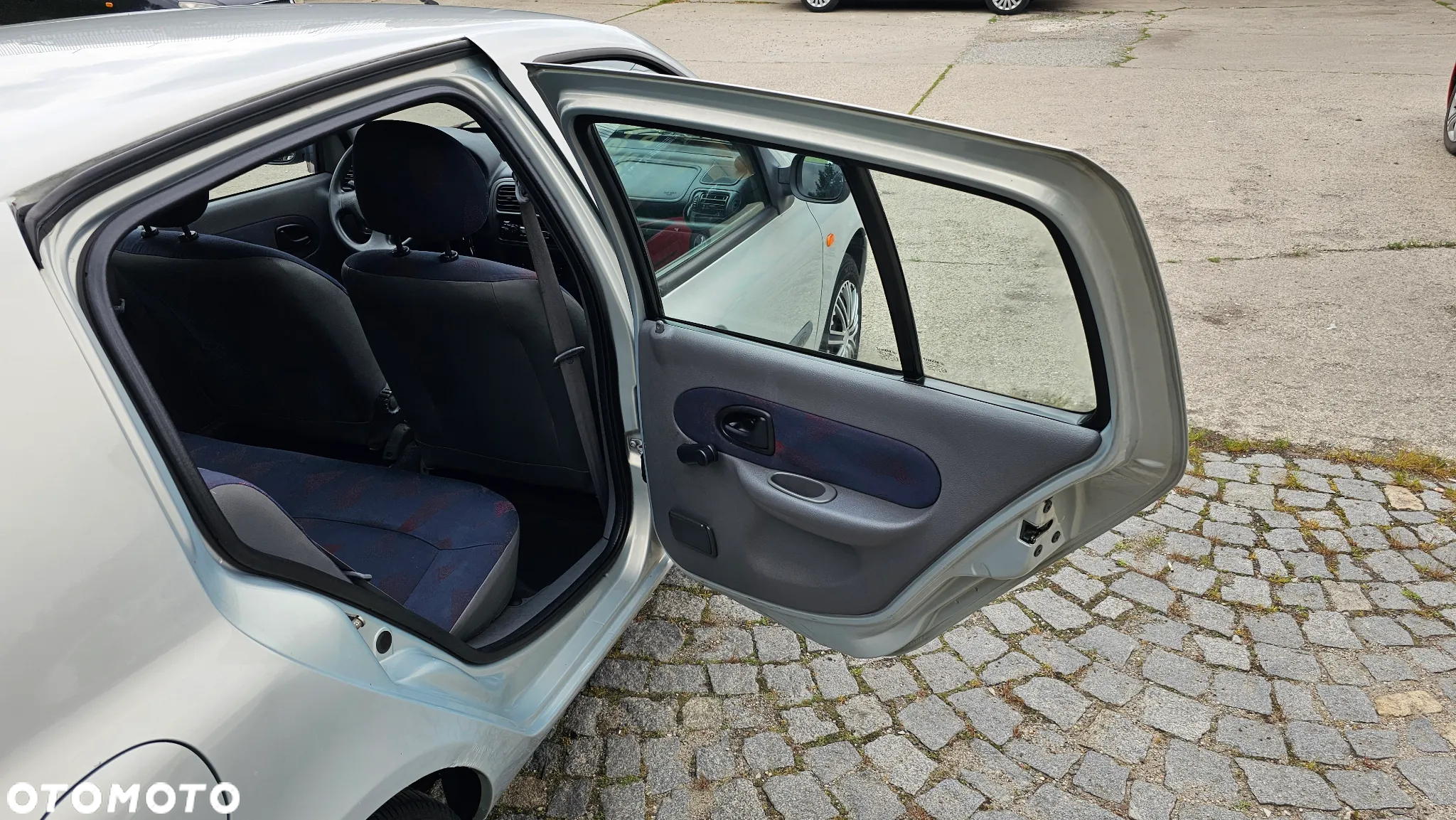 Renault Thalia 1.4 RT 16V - 13