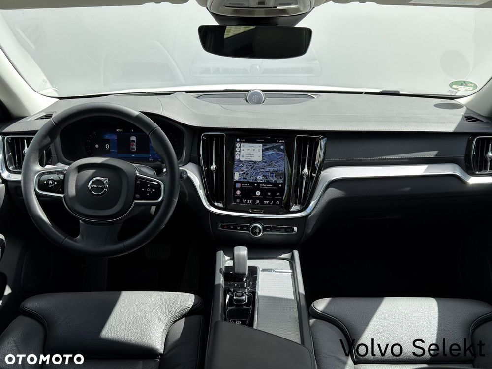 Volvo V60 Cross Country - 17