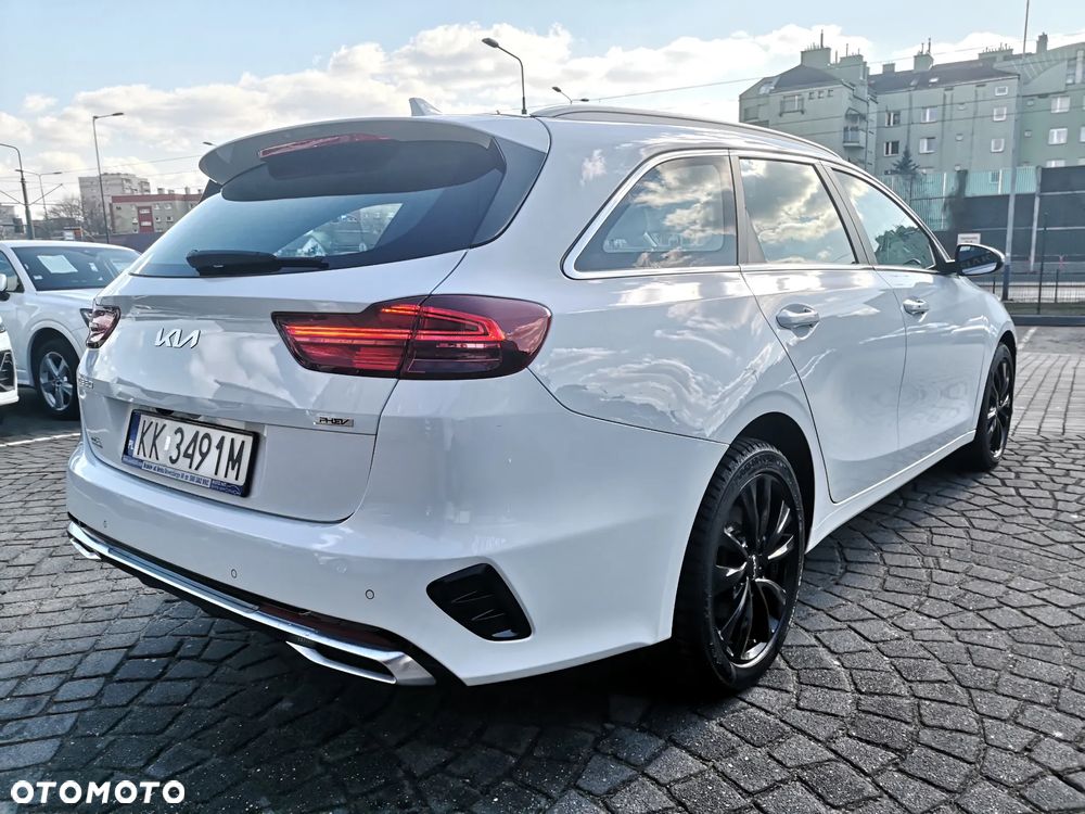 Kia Ceed 1.6 GDI PHEV Business Line DCT - 2