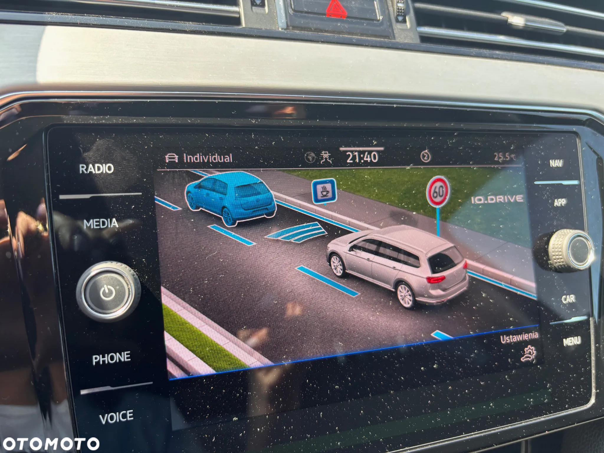 Volkswagen Passat 2.0 TSI Elegance DSG - 16