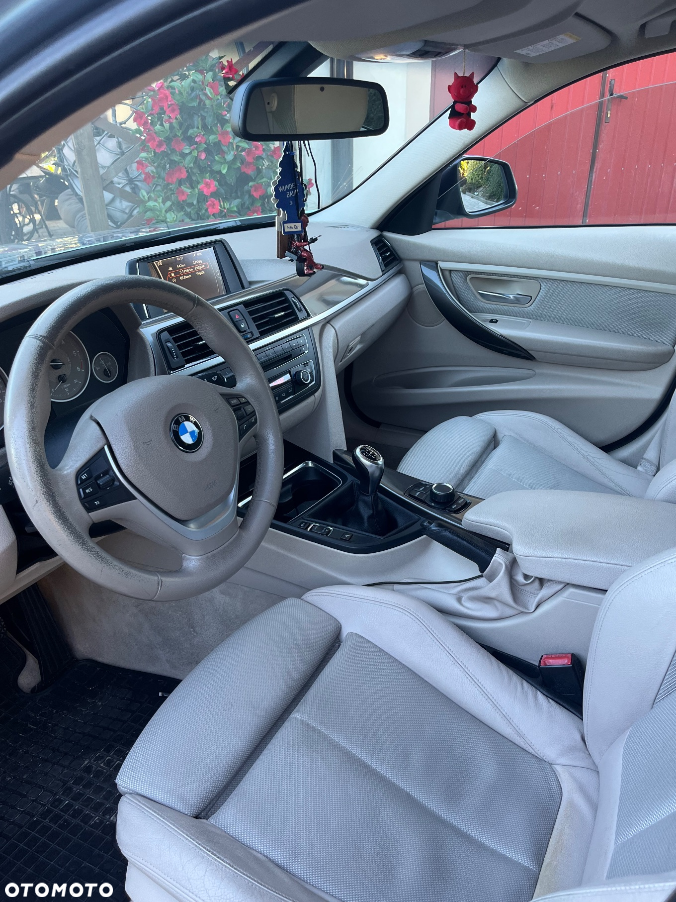 BMW Seria 3 318d Modern Line - 17