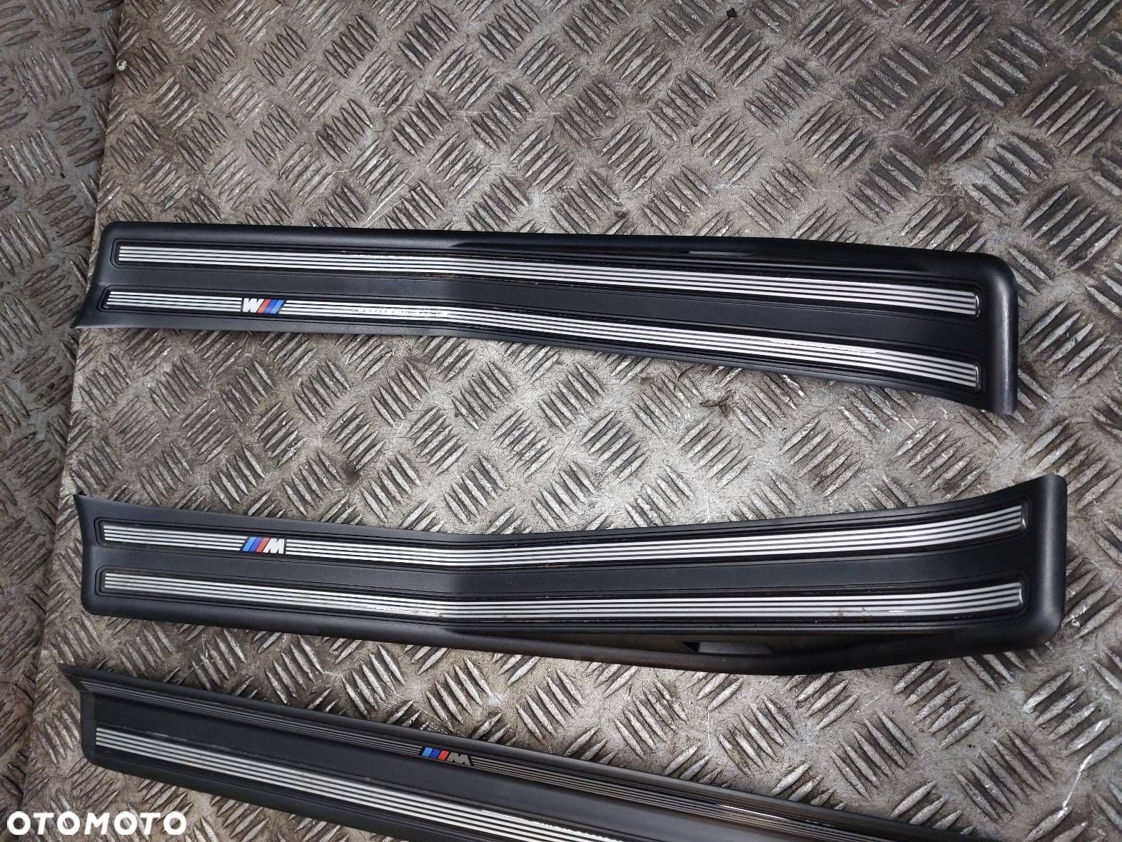 LISTWA PROGOWA KOMPLET BMW E46 KOMBI M PAKIET 7891985 8219187 - 3