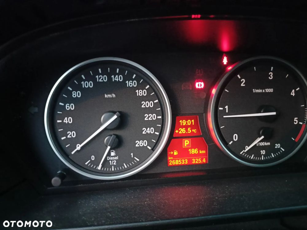 BMW Seria 5 520d - 11