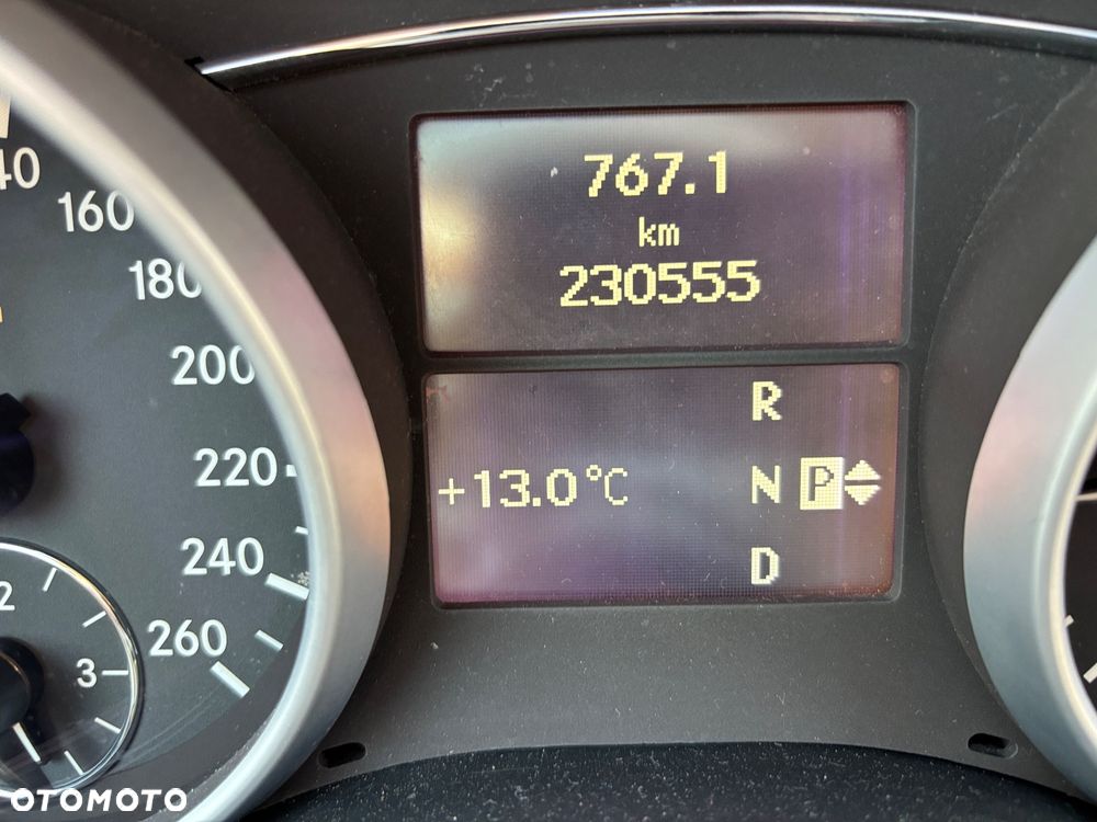 Mercedes-Benz ML 450 CDI 4-Matic - 25