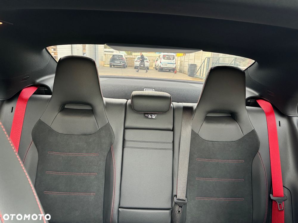 Mercedes-Benz CLA AMG 35 4Matic AMG Speedshift 8G-DCT AMG Line Advanced Plus - 33